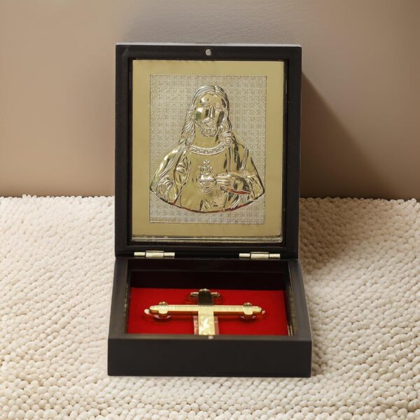 Gold Plated Jesus God Idol Christian Prayer Box | Elegant Home Dcor Religious Gift Set with Devotional Accessories | for Worship, Gifting, and Spiritual Blessings